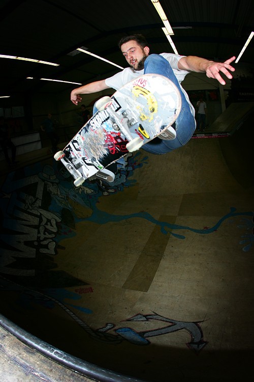 Ingo_Naschold_Halfcab_Ollie_LQ