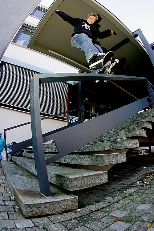 Thomas_Langenhuizen_FS_Feeble_unten_KA_LQ