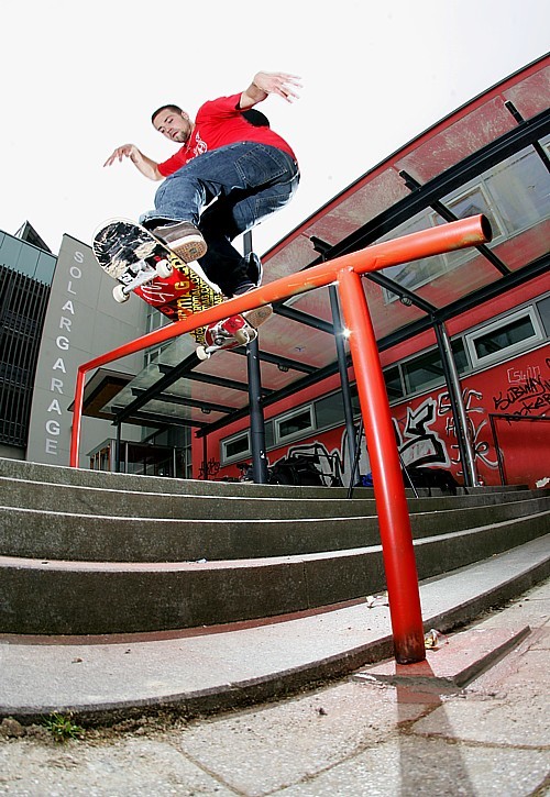 julius_lehmann_fs_boardslide_vaubanrail_lq