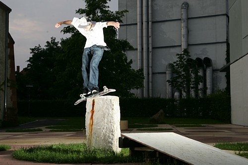 Thomas_Langenhuizen_BS_Flip_Stone_HQ 005