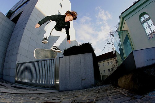 daniel_spiegel_switch_bs_flip_gap_wien_llq