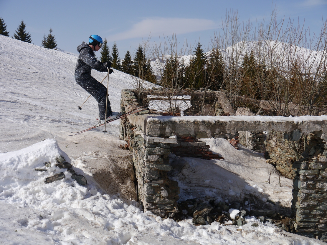 popova sapka, mazedonien, winter, snowboard, ski, mountain-action, boardmag, eskimo, freeride